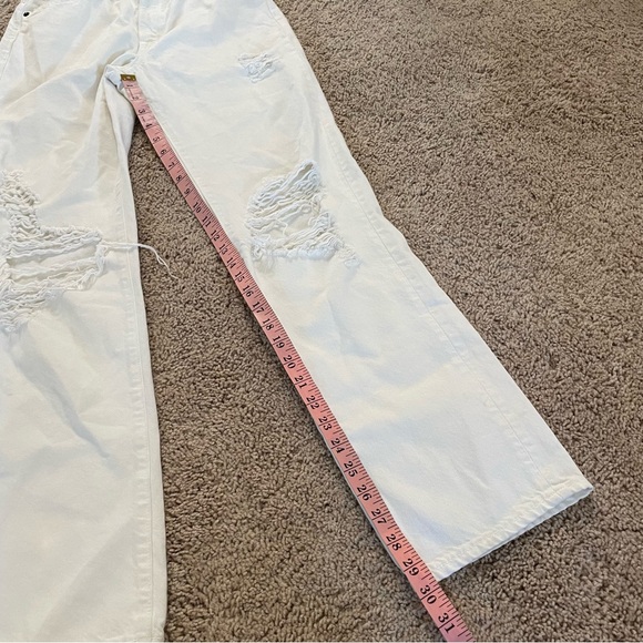 SLVRLAKE London Straight Leg Jeans in White Destructed Size 26 - Picture 8 of 11